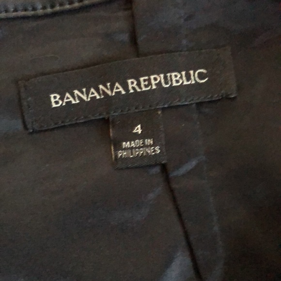 Black perforated #veganleather pencil skirt from Banana Republic size 4 - Picture 7 of 8